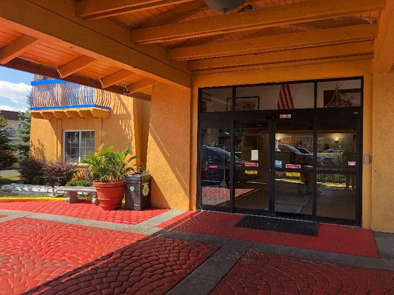 Americas Best Value Inn Denver 4