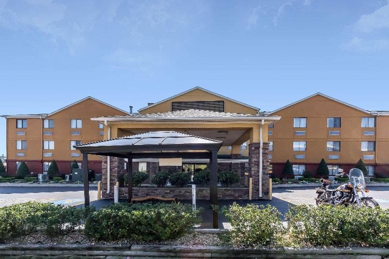 Comfort Inn photo 1