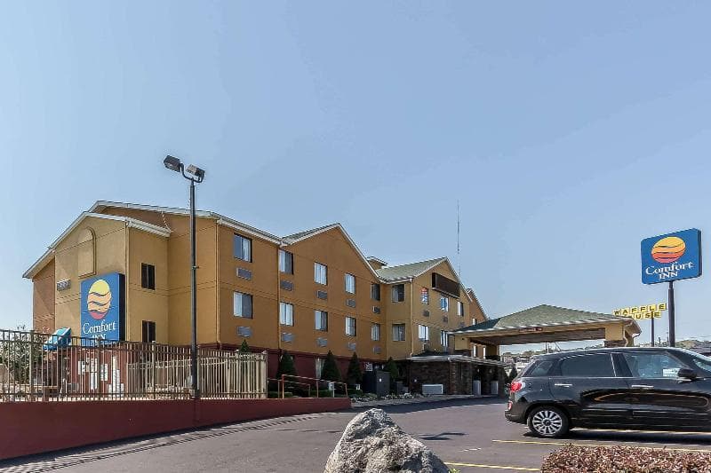 Comfort Inn 2