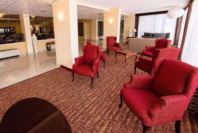 Ramada By Wyndham Houston Intercontinental Airport East 3
