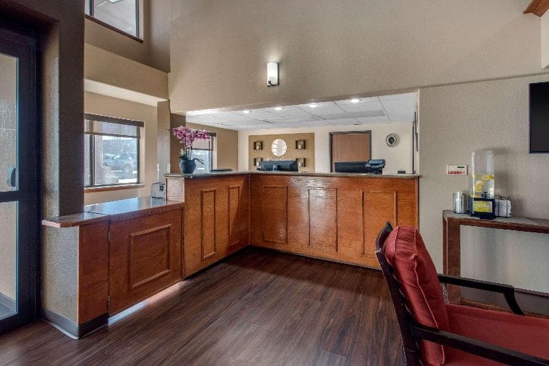 Comfort Inn Denver Southeast Area 5