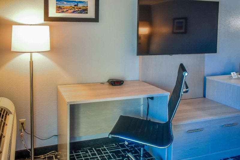 Comfort Inn photo 1