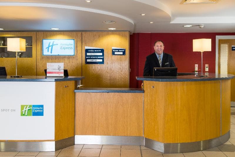 Holiday Inn Express Swansea - East 2