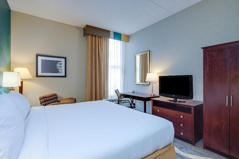 Holiday Inn Express Washington DC East - Andrews AFB photo 1