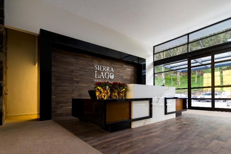 Sierra Lago Resort & Spa 3
