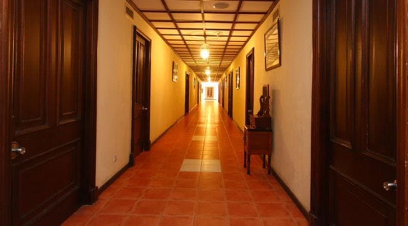 Grand Oriental Hotel 4