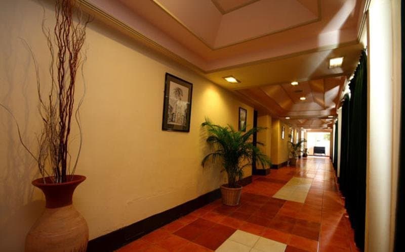 Grand Oriental Hotel 5