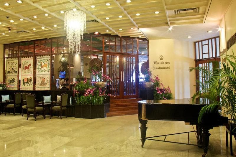 Grand Oriental Hotel 2