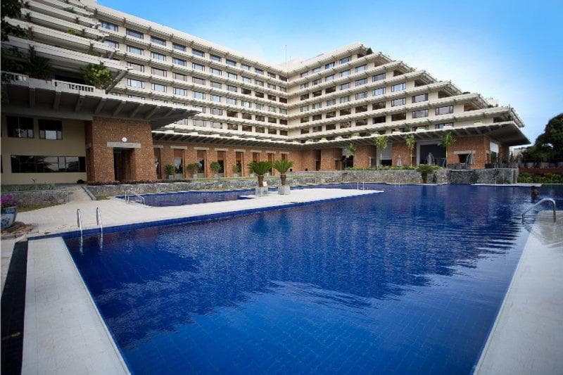 Cinnamon Lakeside Colombo photo 1