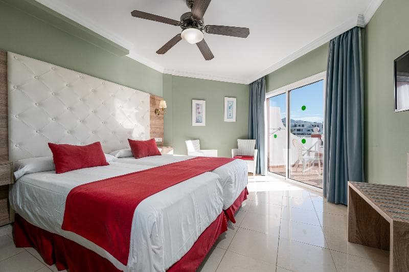 Hotel Los Arcos 4