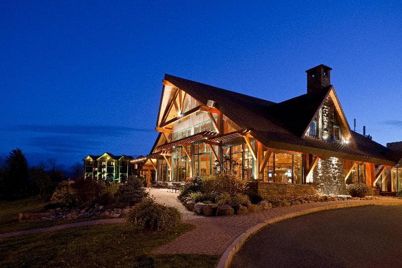 Crowne Plaza Lake Placid 3
