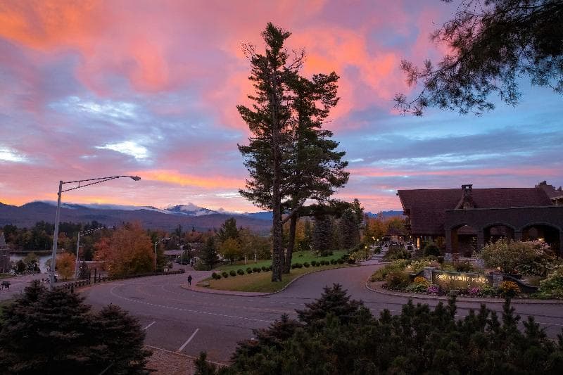 Crowne Plaza Lake Placid 5