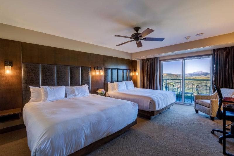 The Peaks Resort & Spa 4