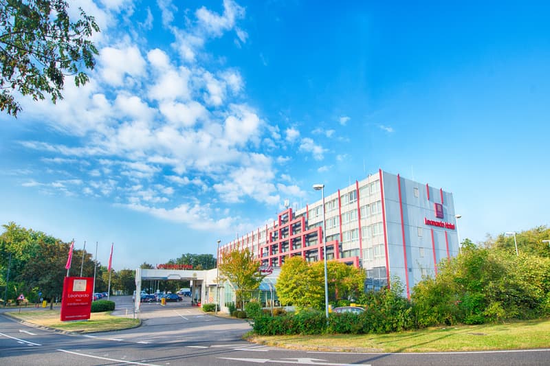 Leonardo Hotel Köln Bonn Airport 2