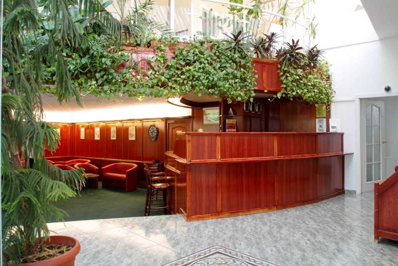 Classic Hotel 5
