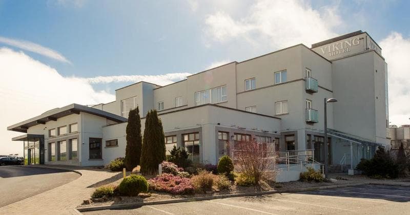 Ramada Viking main