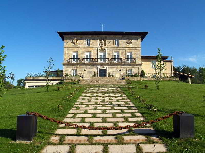 Palacio De Urgoiti photo 1