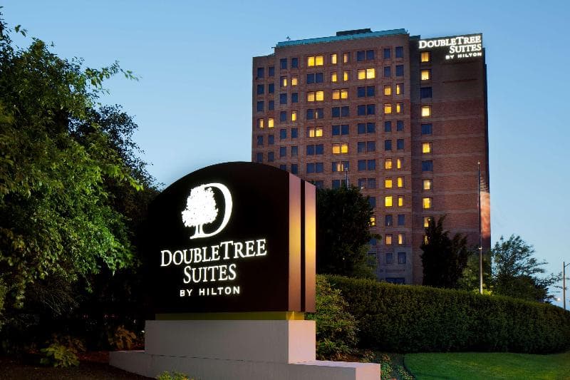 DoubleTree Suites by Hilton Hotel Boston - Cambridge 4