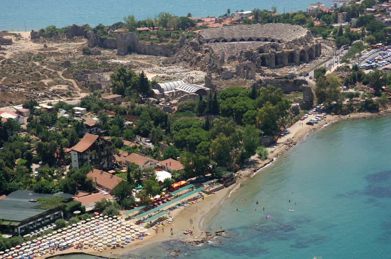 Leda Beach Hotel 4