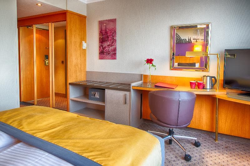 Leonardo Royal Hotel Köln - Am Stadtwald 4