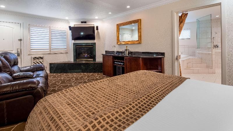 Best Western Plus Humboldt Bay Inn 5