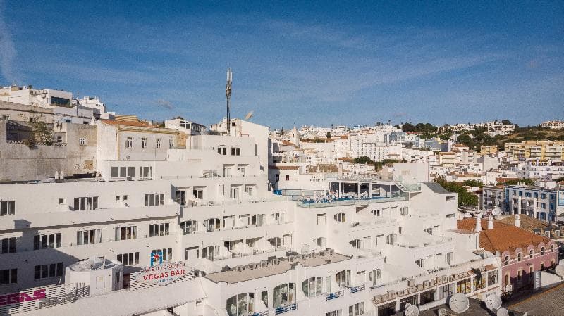 Hotel Califórnia Urban Beach – Adults Only 4