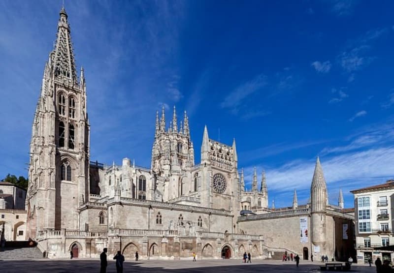 Ac Burgos photo 1
