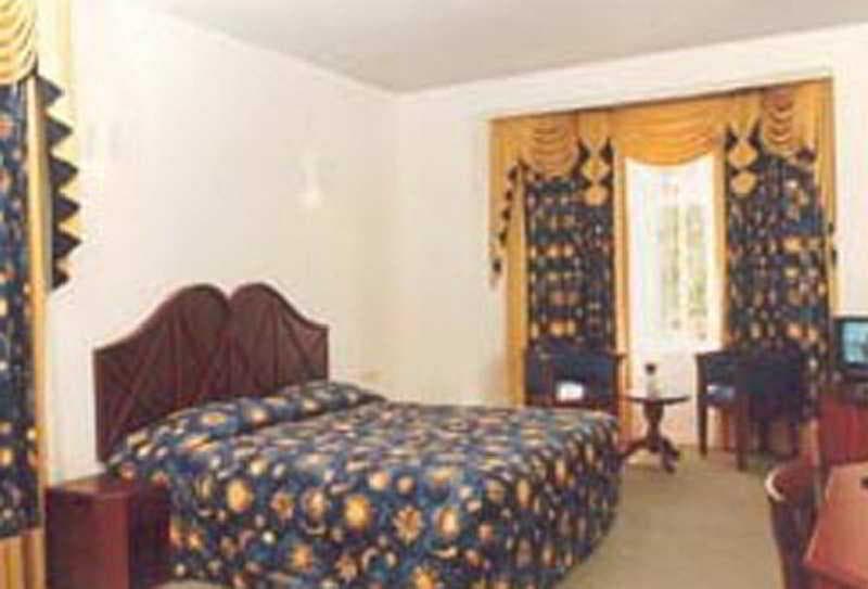 Galway Heights Hotel 4