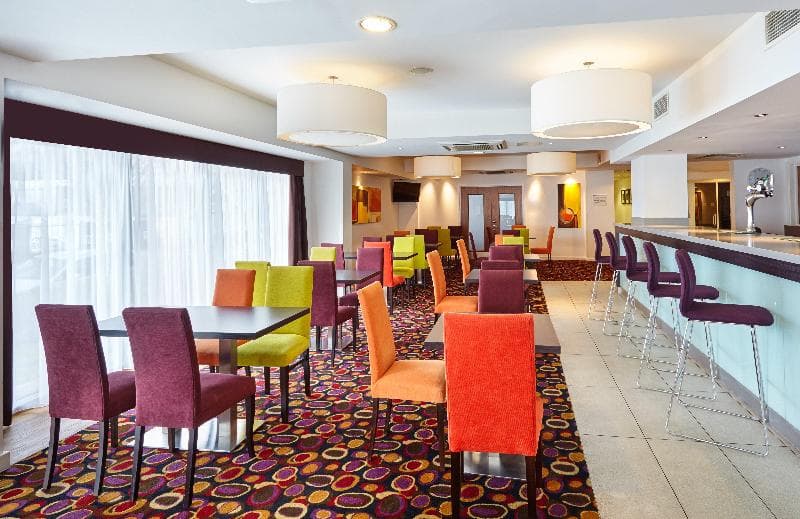 Holiday Inn Express Birmingham - South A45 2