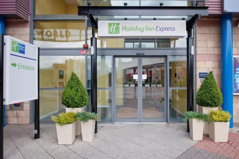 Holiday Inn Express Bradford City Centre photo 1