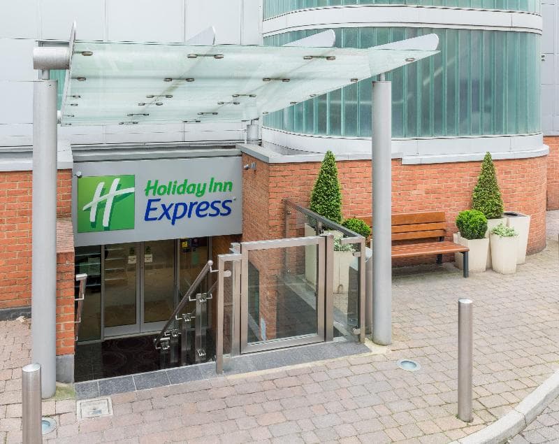 Holiday Inn Express London Swiss Cottage 4