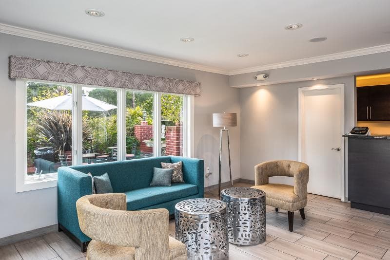The Inn At 1252 Monterey 2