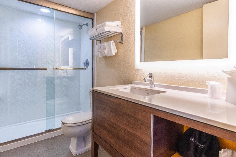 Holiday Inn Miami-International Airport 5
