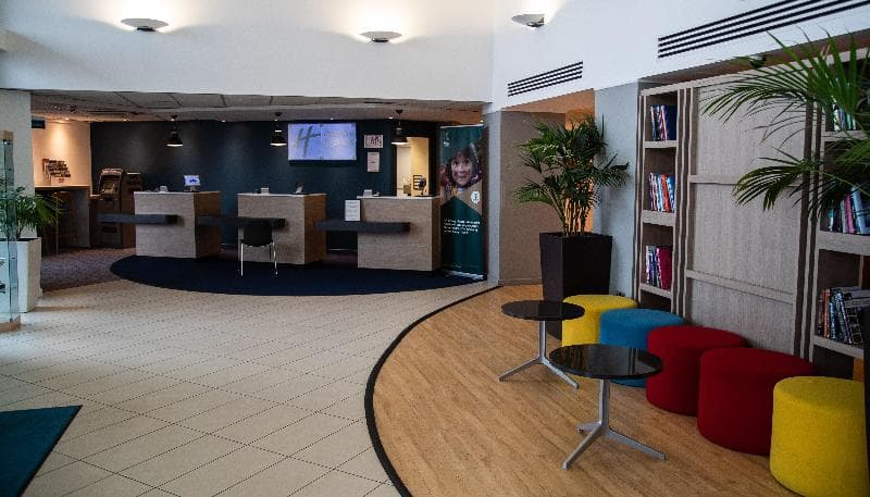 Holiday Inn Express London - Stansted Airport 3