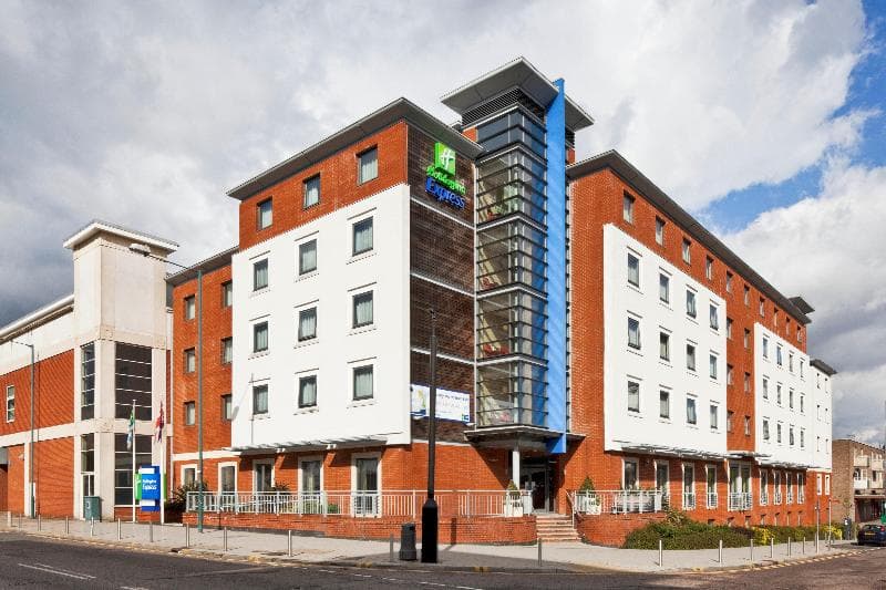 Holiday Inn Express Stevenage 4