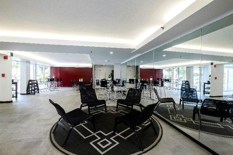 Ramada By Wyndham Orlando Near Convention Center 4