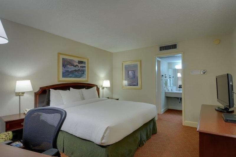 Vagabond Inn San Francisco Airport photo 1