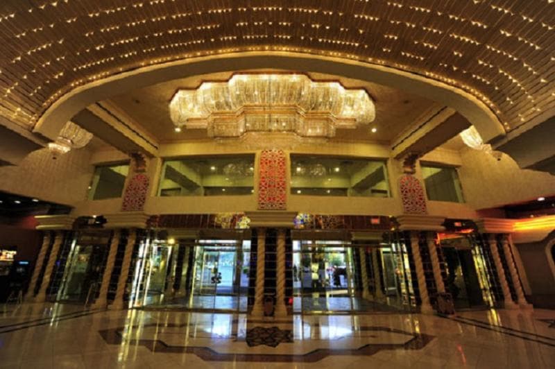 SAHARA Las Vegas 4