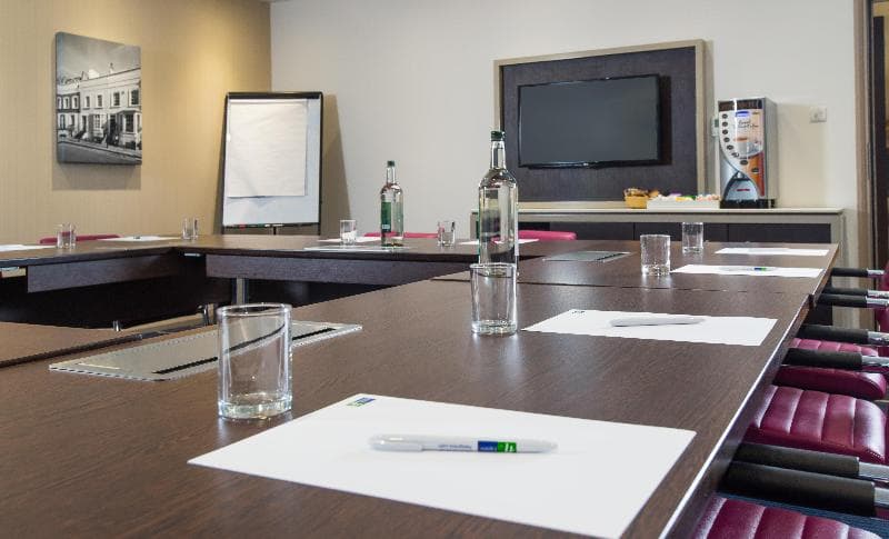 Holiday Inn Express London - Wandsworth 4