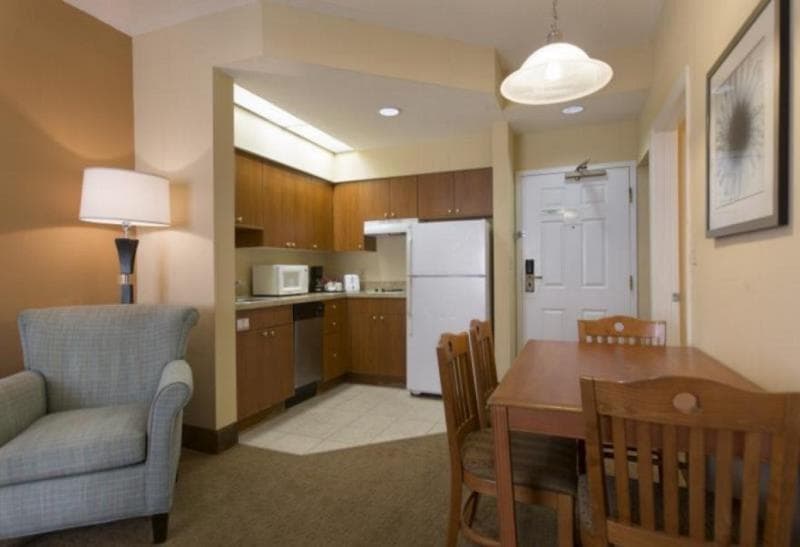 StaySky Suites - I Drive Orlando 4