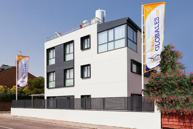 Hotel Globales Acis Y Galatea photo 1