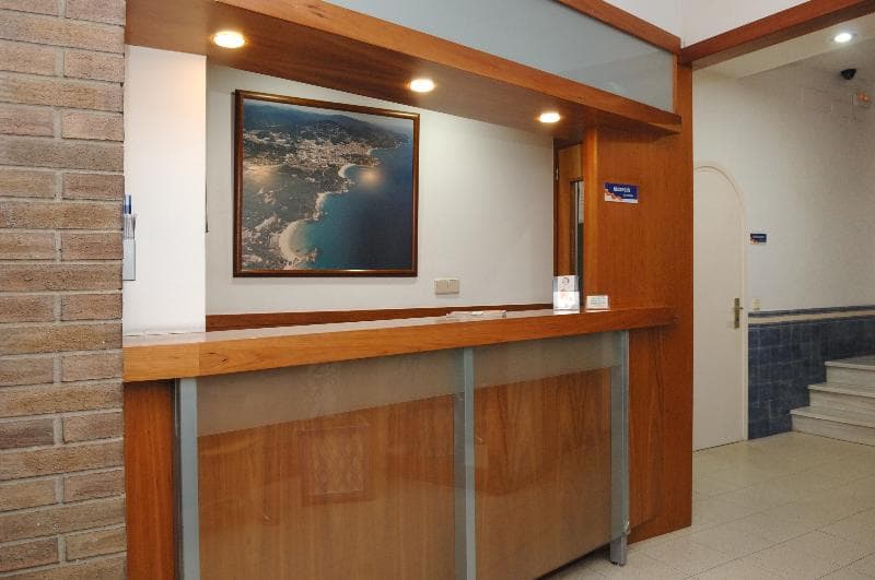 Almirall Apartaments 3