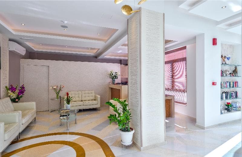 Leonidas Studios & Apartments 5