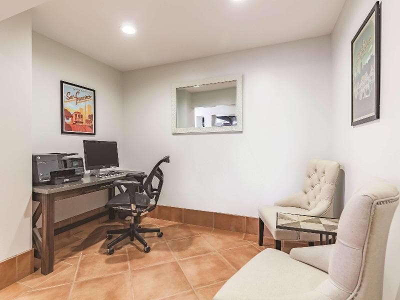 La Quinta by Wyndham San Francisco Airport West photo 1