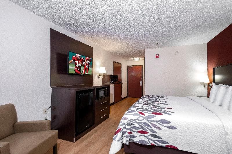 Red Roof Inn Knoxville Central - Papermill Road photo 1