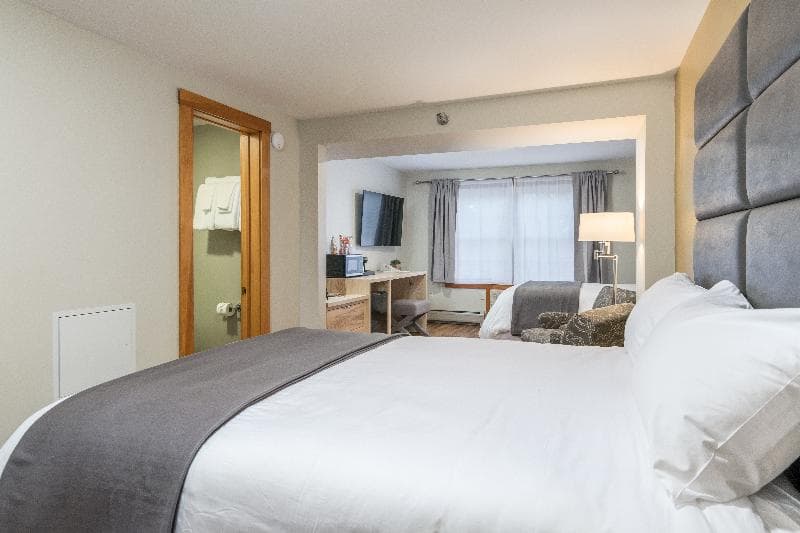 Grey Fox Inn & Resort 5