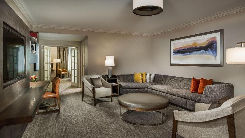 Hyatt Centric Chicago Magnificent Mile 4