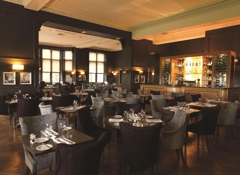 DoubleTree by Hilton Dunblane Hydro 4
