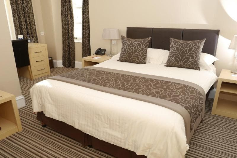 The Burnett Arms Hotel 1