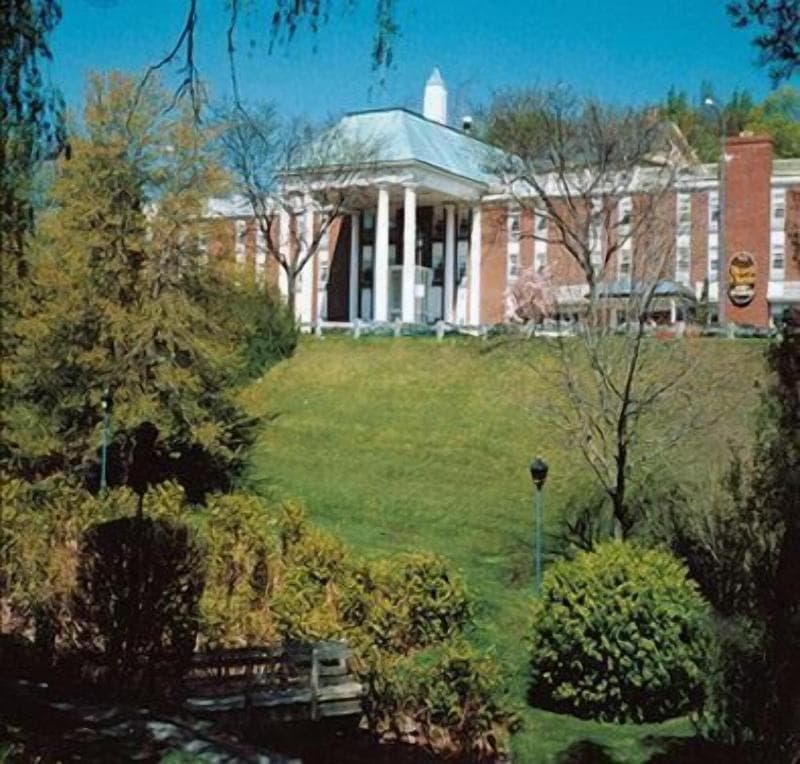 John Carver Inn & Spa 2